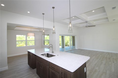 Casa en venta en Port Charlotte, Florida, 3 dormitorios, 150.69 m2 № 1613009 - foto 3