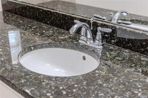 Adosado en venta en Orlando, Florida, 4 dormitorios, 202.9 m2 № 1518761 - foto 15
