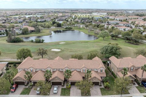 Adosado en venta en Orlando, Florida, 4 dormitorios, 202.9 m2 № 1518761 - foto 3