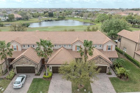 Adosado en venta en Orlando, Florida, 4 dormitorios, 202.9 m2 № 1518761 - foto 1