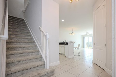 Adosado en venta en Orlando, Florida, 4 dormitorios, 202.9 m2 № 1518761 - foto 4