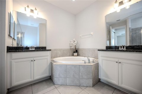 Adosado en venta en Orlando, Florida, 4 dormitorios, 202.9 m2 № 1518761 - foto 16