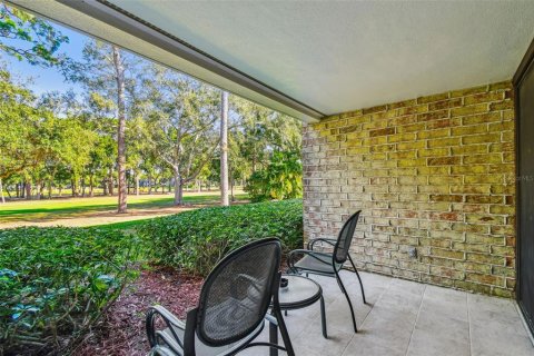 Condo in Palm Harbor, Florida, 1 bedroom  № 2121390 - photo 30