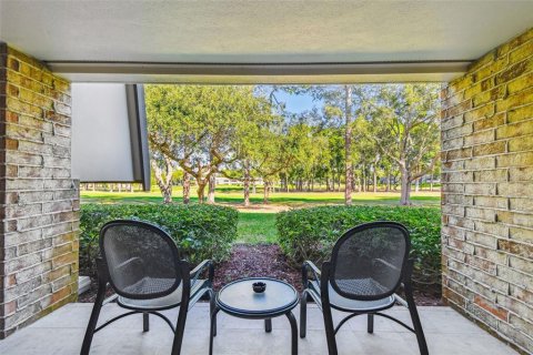 Condo in Palm Harbor, Florida, 1 bedroom  № 2121390 - photo 28