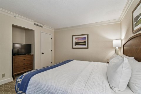 Condo in Palm Harbor, Florida, 1 bedroom  № 2121390 - photo 25