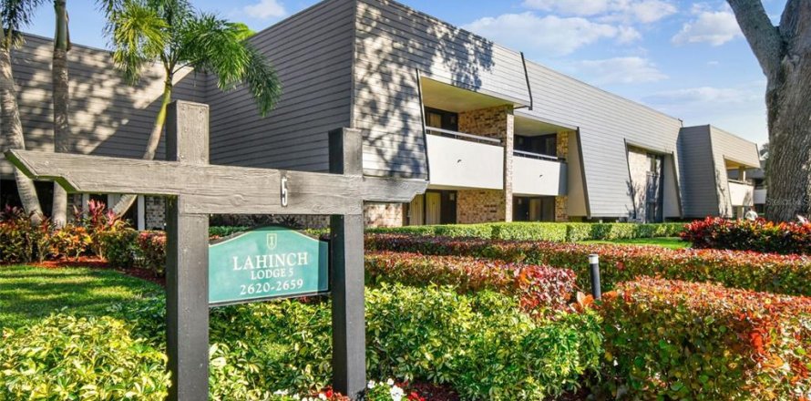 Condo in Palm Harbor, Florida, 1 bedroom  № 2121390
