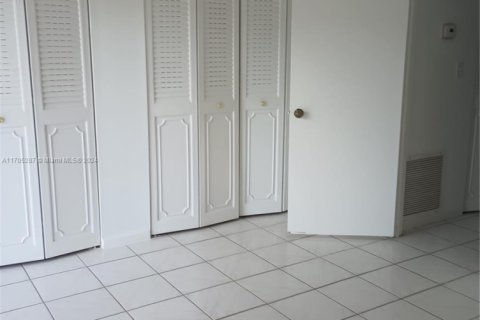 Copropriété à vendre à Sunrise, Floride: 1 chambre, 54.81 m2 № 1707882 - photo 5