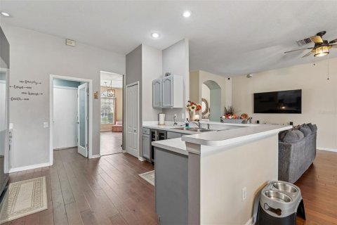 Купить виллу или дом в Уэсли-Чепел, Флорида 10 комнат, 196.4м2, № 2096607 - фото 21