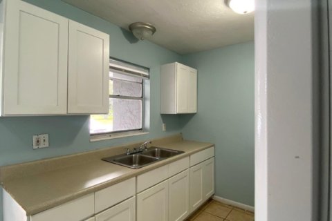 Снять в аренду квартиру в Пахоки, Флорида 1 спальня, 6304.91м2, № 1222344 - фото 1