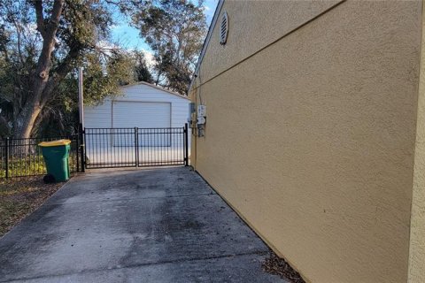 Casa en venta en Port Charlotte, Florida, 2 dormitorios, 91.79 m2 № 1218080 - foto 3