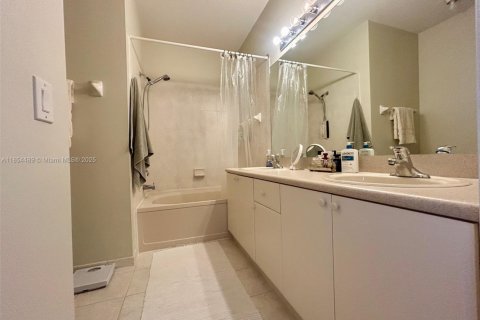 Condo in Royal Palm Beach, Florida, 3 bedrooms  № 1888932 - photo 25