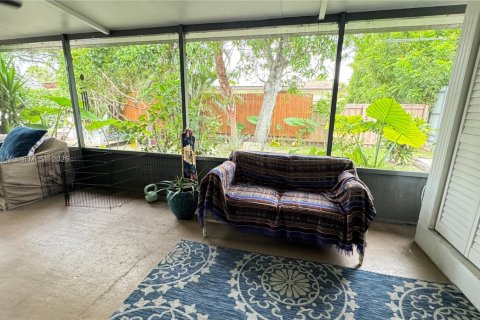 Villa ou maison à vendre à Miramar, Floride: 3 chambres, 115.94 m2 № 1838728 - photo 16