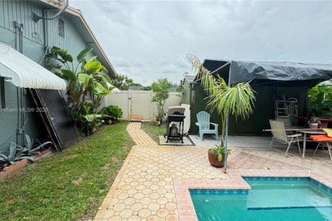 Villa ou maison à vendre à Miramar, Floride: 3 chambres, 115.94 m2 № 1838728 - photo 18