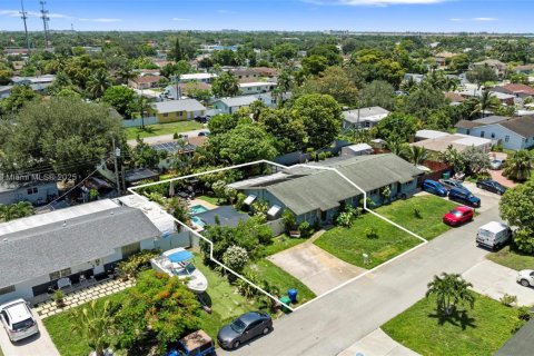 Villa ou maison à vendre à Miramar, Floride: 3 chambres, 115.94 m2 № 1838728 - photo 28