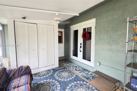 Villa ou maison à vendre à Miramar, Floride: 3 chambres, 115.94 m2 № 1838728 - photo 10