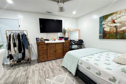 Villa ou maison à vendre à Miramar, Floride: 3 chambres, 115.94 m2 № 1838728 - photo 11