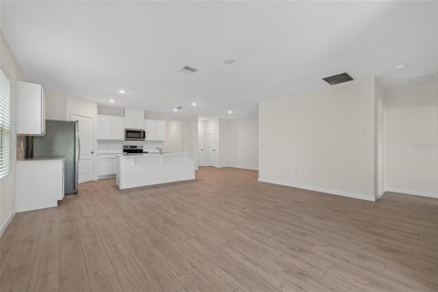 Villa ou maison à louer à Saint Cloud, Floride: 3 chambres, 167.22 m2 № 2150519 - photo 27