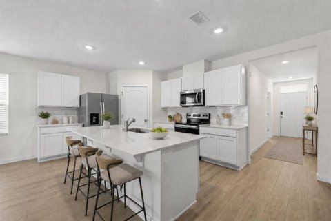 Villa ou maison à louer à Saint Cloud, Floride: 3 chambres, 167.22 m2 № 2150519 - photo 16