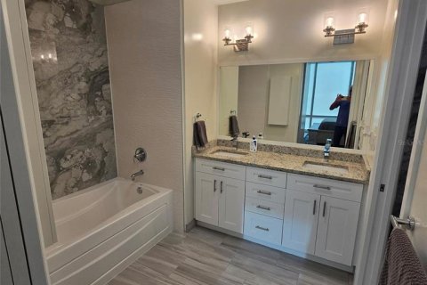 Condo in Orlando, Florida, 2 bedrooms  № 2378062 - photo 3