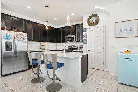 Купить таунхаус в Аполло-Бич, Флорида 6 комнат, 175.77м2, № 1541805 - фото 18