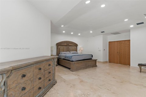 Casa en alquiler en Pinecrest, Florida, 7 dormitorios, 663.88 m2 № 1925798 - foto 27