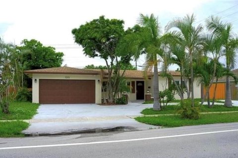 Villa ou maison à Boca Raton, Floride 3 chambres, 146.41 m2 № 2439167
