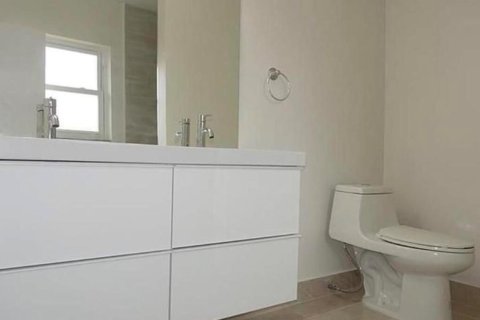 Villa ou maison à louer à Boca Raton, Floride: 3 chambres, 146.41 m2 № 2439167 - photo 7