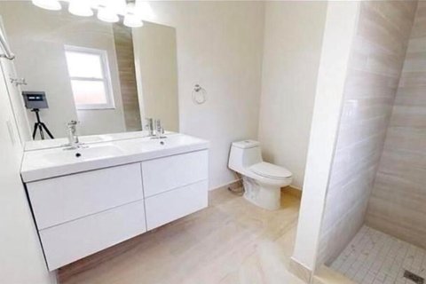 Villa ou maison à louer à Boca Raton, Floride: 3 chambres, 146.41 m2 № 2439167 - photo 24