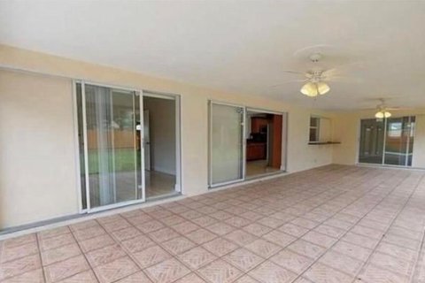Villa ou maison à louer à Boca Raton, Floride: 3 chambres, 146.41 m2 № 2439167 - photo 21