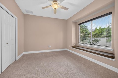 House in Palm Harbor, Florida 4 bedrooms, 354.98 sq.m. № 2398285 - photo 27