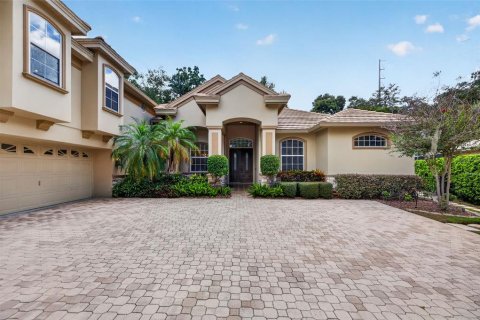 House in Palm Harbor, Florida 4 bedrooms, 354.98 sq.m. № 2398285 - photo 4