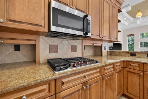 House in Palm Harbor, Florida 4 bedrooms, 354.98 sq.m. № 2398285 - photo 22