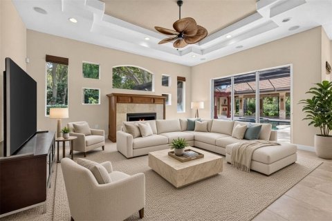 House in Palm Harbor, Florida 4 bedrooms, 354.98 sq.m. № 2398285 - photo 14