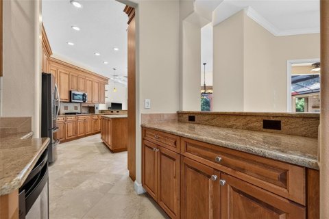 House in Palm Harbor, Florida 4 bedrooms, 354.98 sq.m. № 2398285 - photo 18