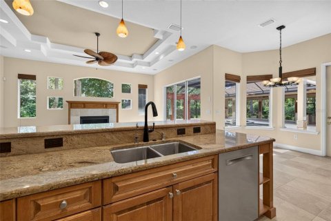 House in Palm Harbor, Florida 4 bedrooms, 354.98 sq.m. № 2398285 - photo 23