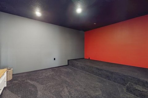 House in Orlando, Florida 4 bedrooms, 393.91 sq.m. № 1800079 - photo 26