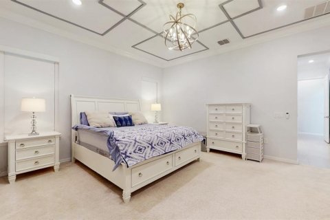 House in Orlando, Florida 4 bedrooms, 393.91 sq.m. № 1800079 - photo 18