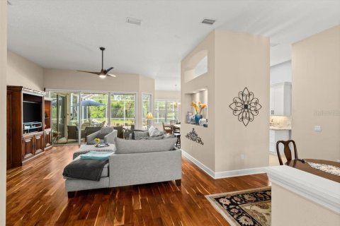 House in Palm Coast, Florida 3 bedrooms, 192.77 sq.m. № 1856737 - photo 10