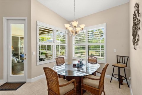House in Palm Coast, Florida 3 bedrooms, 192.77 sq.m. № 1856737 - photo 19