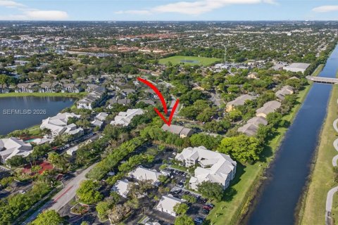 Copropriété à vendre à Oakland Park, Floride: 2 chambres, 99.41 m2 № 2048071 - photo 12