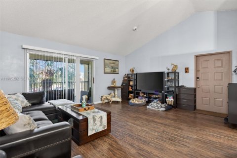 Copropriété à vendre à Oakland Park, Floride: 2 chambres, 99.41 m2 № 2048071 - photo 17