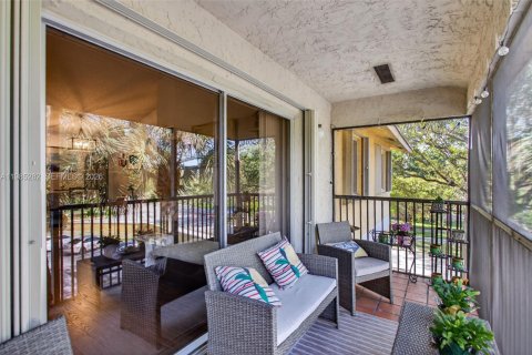 Copropriété à vendre à Oakland Park, Floride: 2 chambres, 99.41 m2 № 2048071 - photo 27
