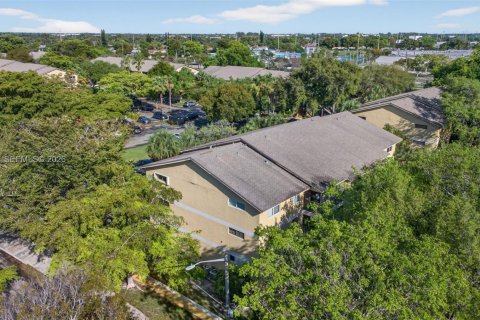 Copropriété à vendre à Oakland Park, Floride: 2 chambres, 99.41 m2 № 2048071 - photo 5