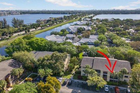 Copropriété à vendre à Oakland Park, Floride: 2 chambres, 99.41 m2 № 2048071 - photo 9