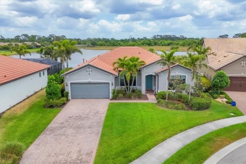 Villa ou maison à vendre à Sarasota, Floride: 3 chambres, 259.1 m2 № 1659134 - photo 4