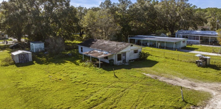 Villa ou maison à Crescent City, Floride 3 chambres, 107.02 m2 № 882030