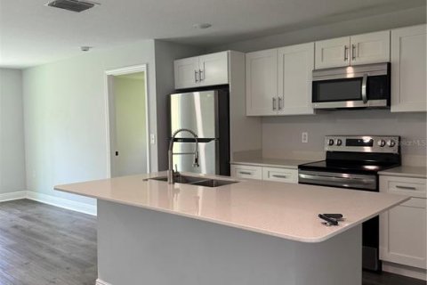 Casa en venta en Ocala, Florida, 3 dormitorios, 119.57 m2 № 1911342 - foto 4
