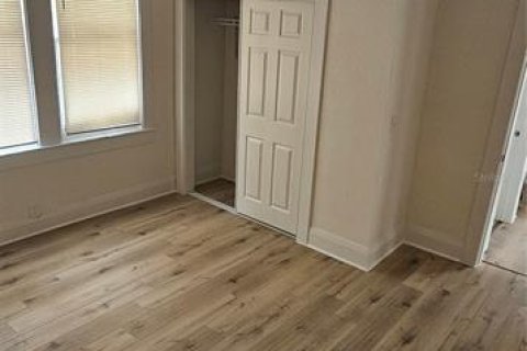 Villa ou maison à louer à Tampa, Floride: 3 chambres, 131.92 m2 № 2096992 - photo 15