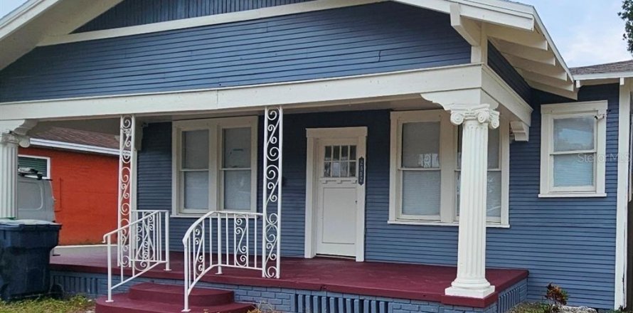 Villa ou maison à Tampa, Floride 3 chambres, 131.92 m2 № 2096992