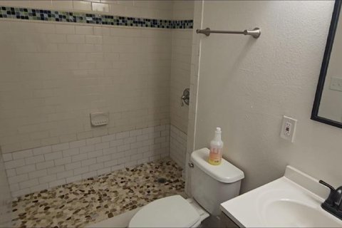 Villa ou maison à louer à Tampa, Floride: 3 chambres, 131.92 m2 № 2096992 - photo 7